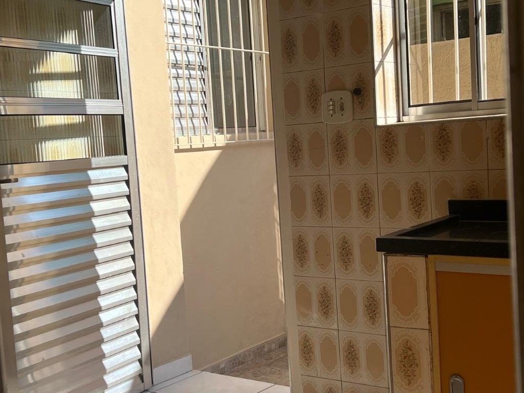 VILA ROMANA CASA TÉRREA PARA LOCAÇÃO SEM VAGA DE GARAGEM