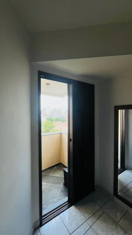 LAPA DE BAIXO APARTAMENTO À VENDA COM 2 DORMITÓRIOS, SACADA E VAGA DE GARAGEM