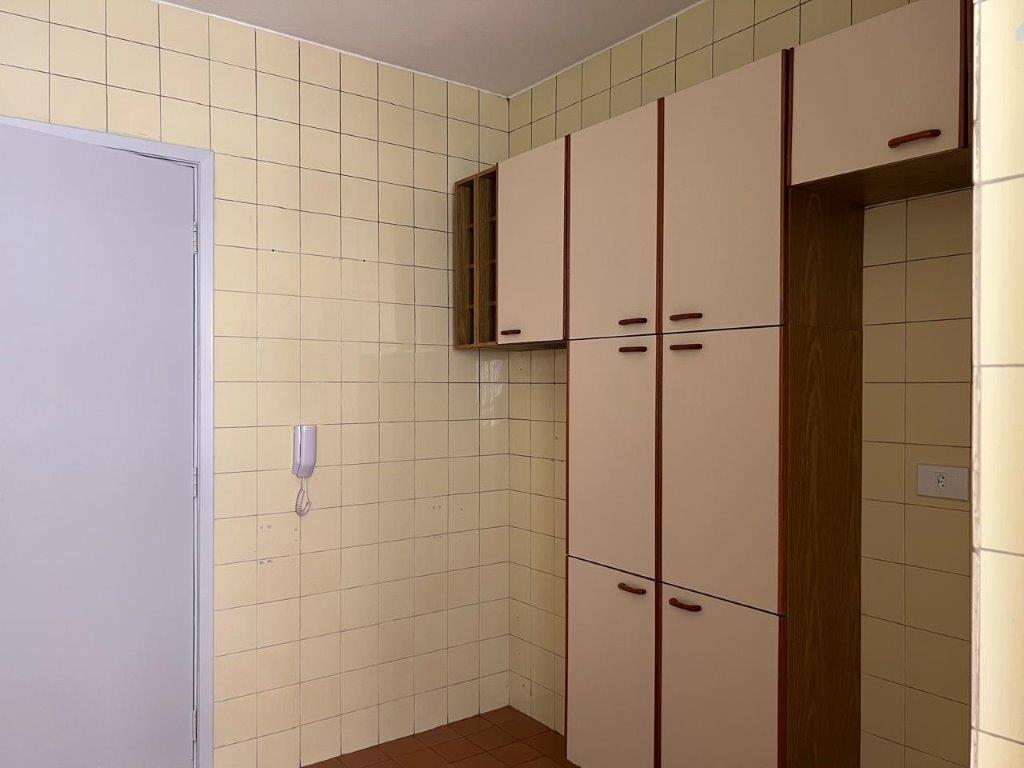 POMPÉIA APARTAMENTO PARA ALUGAR DE DOIS QUARTOS, COM VAGA FIXA E COBERTA