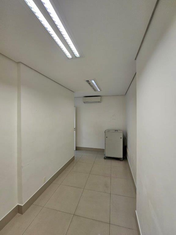 LAPA SOBRADO COMERCIAL PARA LOCAÇÃO NA RUA DOMINGOS RODRIGUES 