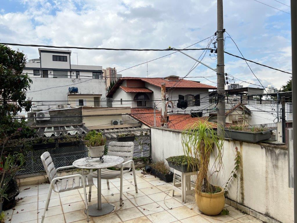 Ref.  SOBRADO À VENDA NO BAIRRO PARQUE DA LAPA