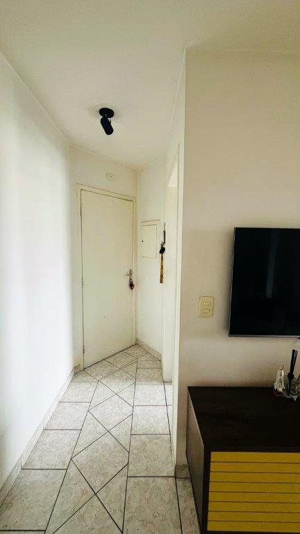 LAPA DE BAIXO APARTAMENTO À VENDA COM 2 DORMITÓRIOS, SACADA E VAGA DE GARAGEM