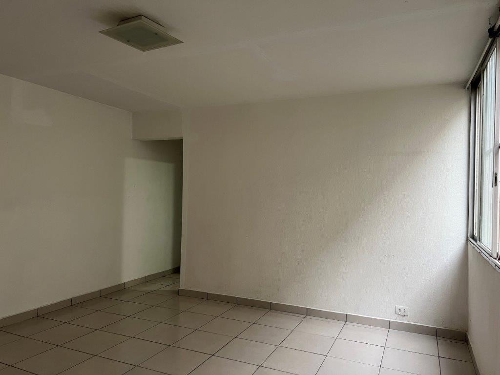 LAPA DE BAIXO APARTAMENTO PARA VENDER NA PRAÇA JÁCOMO ZANELLA NO PRIMEIRO ANDAR
