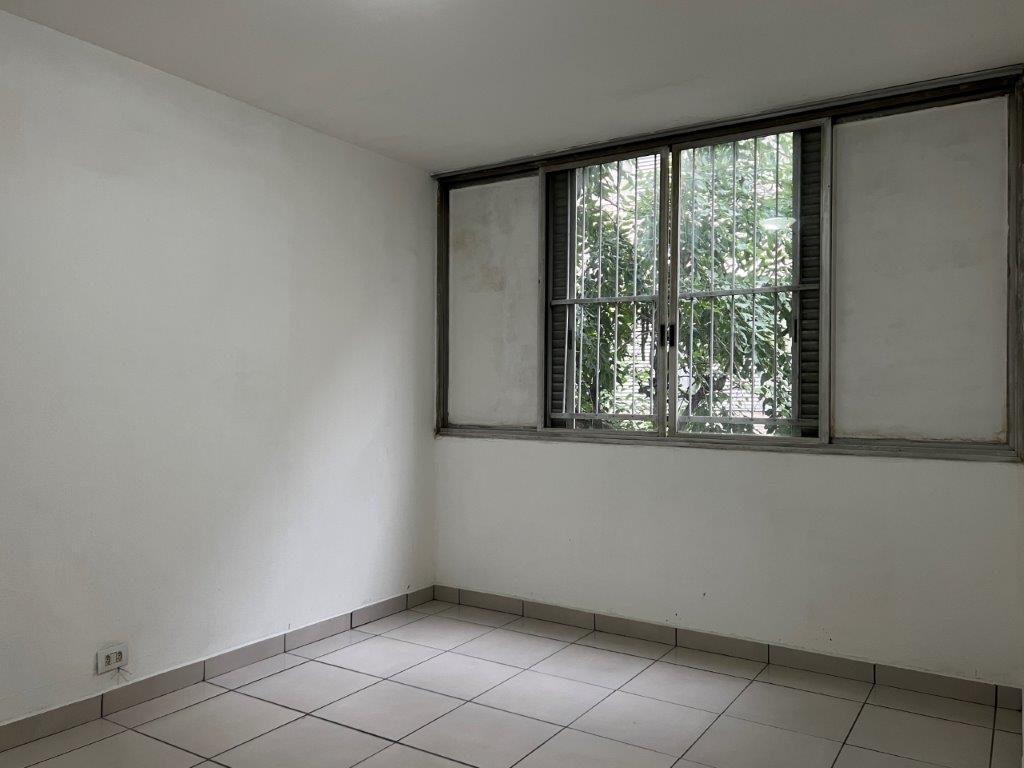 LAPA DE BAIXO APARTAMENTO PARA VENDER NA PRAÇA JÁCOMO ZANELLA NO PRIMEIRO ANDAR