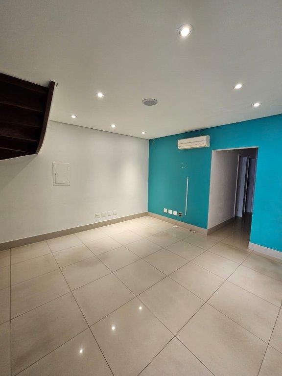 LAPA SOBRADO COMERCIAL PARA LOCAÇÃO NA RUA DOMINGOS RODRIGUES 