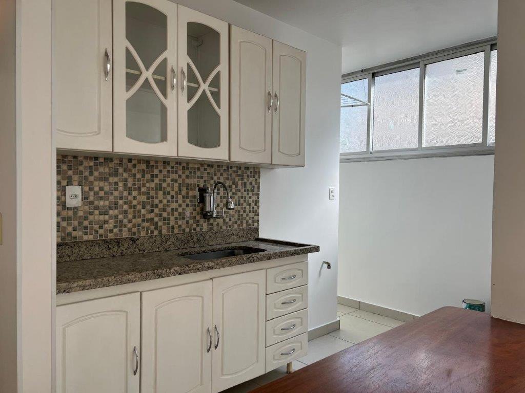 LAPA DE BAIXO APARTAMENTO PARA LOCAÇÃO NA PRAÇA JÁCOMO ZANELLA