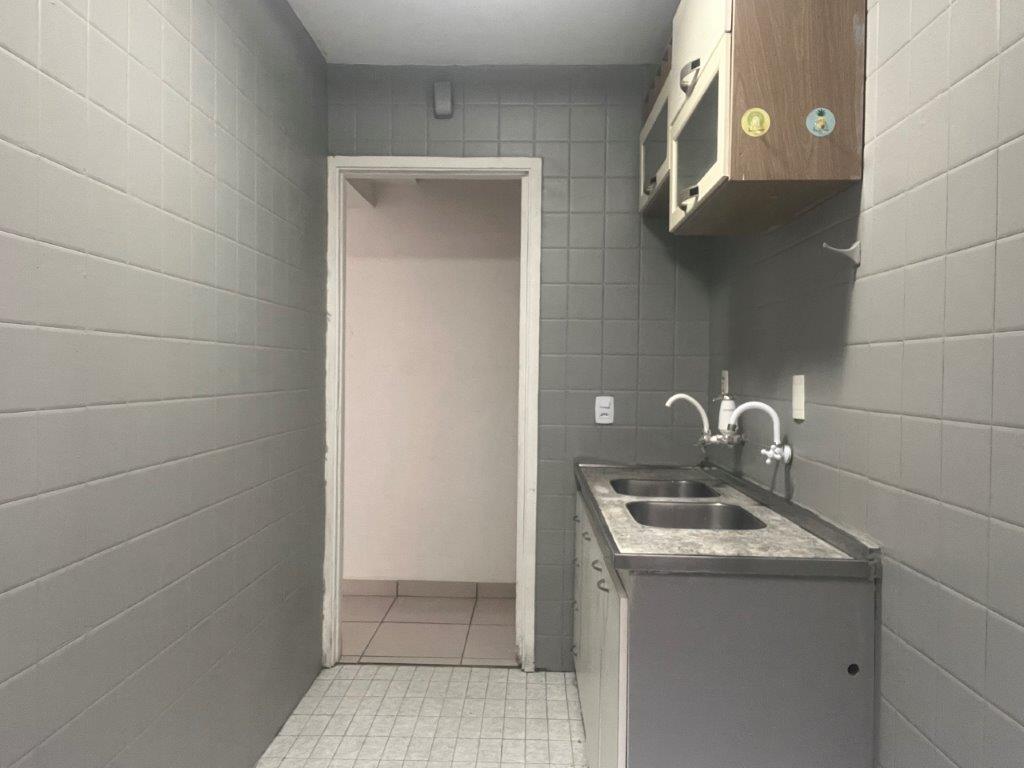 LAPA DE BAIXO APARTAMENTO PARA VENDER NA PRAÇA JÁCOMO ZANELLA NO PRIMEIRO ANDAR