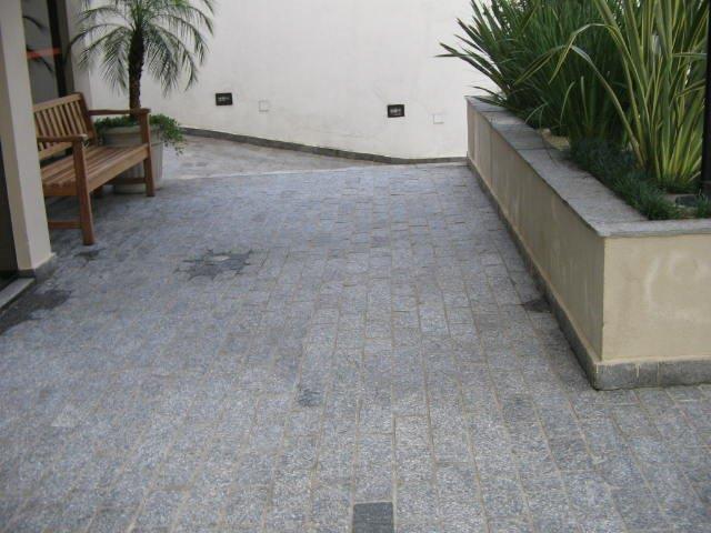 LAPA DE BAIXO APARTAMENTO À VENDA COM 2 DORMITÓRIOS, SACADA E VAGA DE GARAGEM