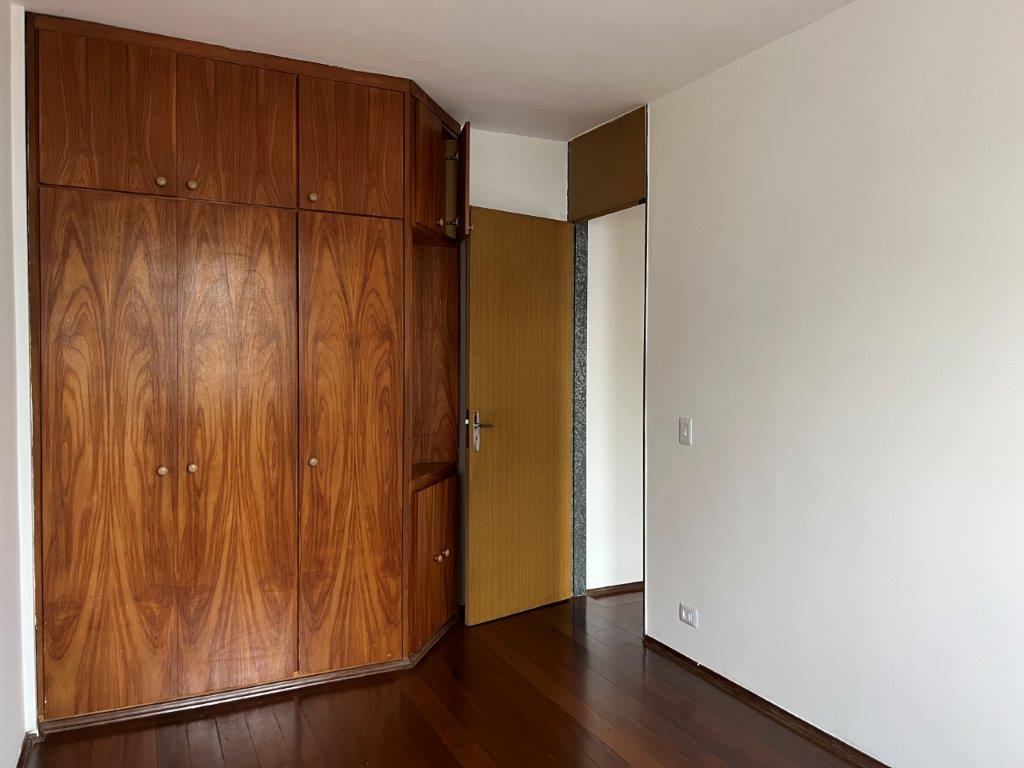 ALTO DE PINHEIROS APARTAMENTO PARA LOCAÇÃO PRÓXIMO DO PARQUE VILA LOBOS COM 2 DORMITÓRIOS E VAGA FIXA