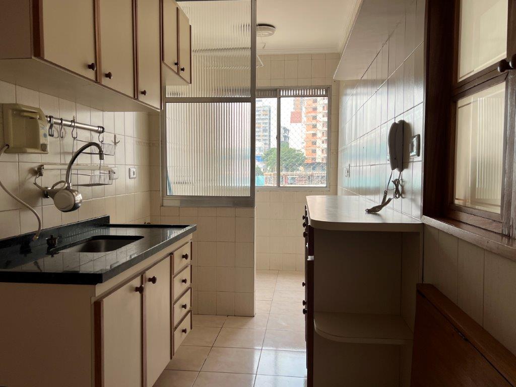 ALTO DE PINHEIROS APARTAMENTO PARA LOCAÇÃO PRÓXIMO DO PARQUE VILA LOBOS COM 2 DORMITÓRIOS E VAGA FIXA