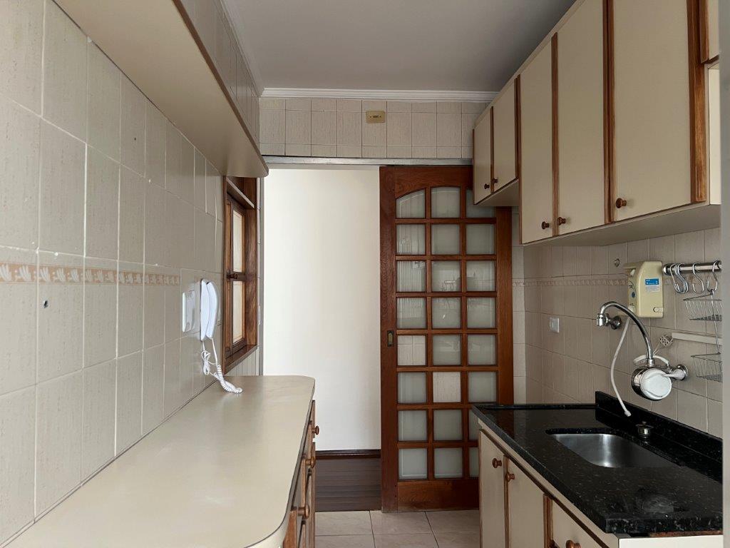 ALTO DE PINHEIROS APARTAMENTO PARA LOCAÇÃO PRÓXIMO DO PARQUE VILA LOBOS COM 2 DORMITÓRIOS E VAGA FIXA