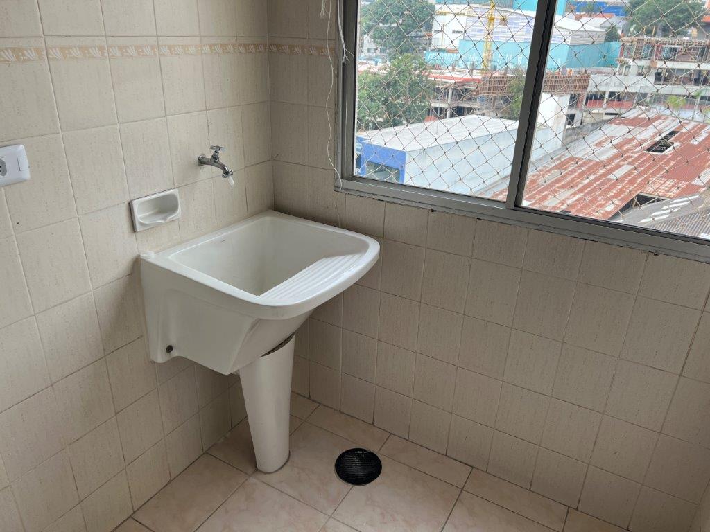 ALTO DE PINHEIROS APARTAMENTO PARA LOCAÇÃO PRÓXIMO DO PARQUE VILA LOBOS COM 2 DORMITÓRIOS E VAGA FIXA