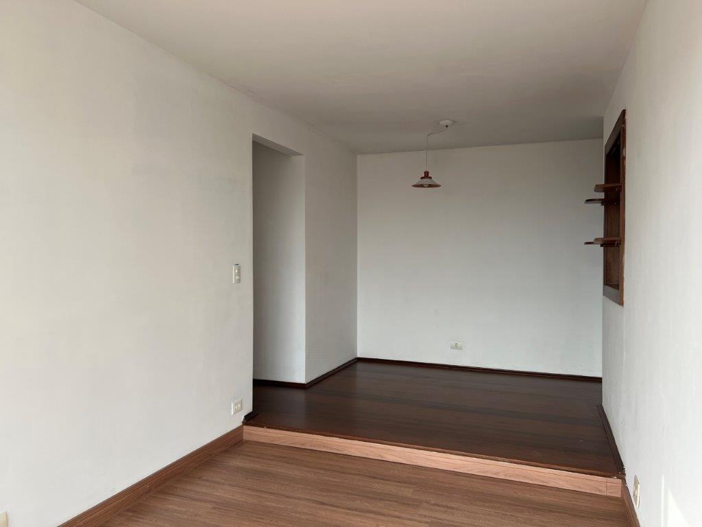 ALTO DE PINHEIROS APARTAMENTO PARA LOCAÇÃO COM 2 DORMITÓRIOS E VAGA FIXA