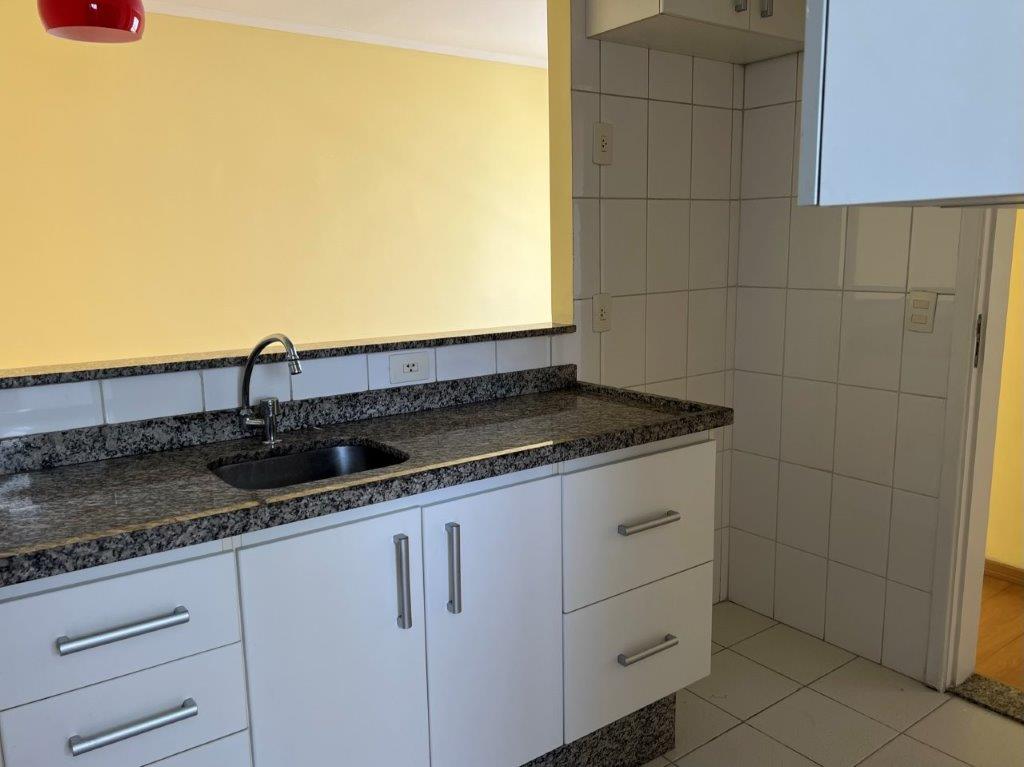 LAPA APARTAMENTO PARA LOCAÇÃO COM 2 DORMITÓRIOS E UMA VAGA