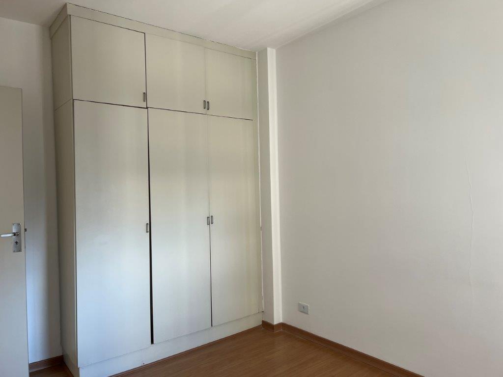 POMPÉIA APARTAMENTO PARA ALUGAR DE DOIS QUARTOS, COM VAGA FIXA E COBERTA