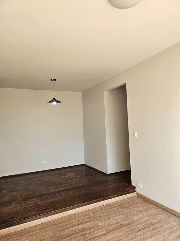 ALTO DE PINHEIROS APARTAMENTO PARA LOCAÇÃO COM 2 DORMITÓRIOS E VAGA FIXA
