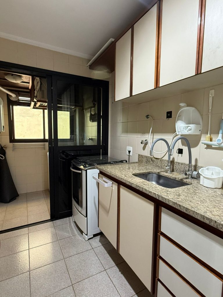 Apartamento de 1 Dormitório para Locação em Perdizes