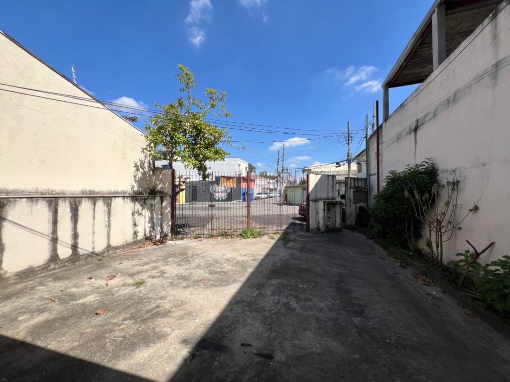 ÁGUA BRANCA CASA TÉRREA PARA LOCAÇÃO – NÃO INDEPENDENTE