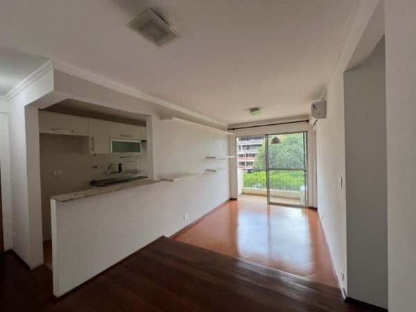 ALTO DE PINHEIROS APARTAMENTO PARA LOCAÇÃO COM 2 DORMITÓRIOS, VAGA FIXA E APARELHO DE AR-CONDICIONADO