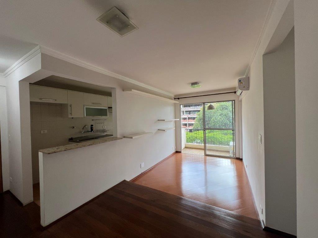 ALTO DE PINHEIROS APARTAMENTO PARA LOCAÇÃO COM 2 DORMITÓRIOS, VAGA FIXA E APARELHO DE AR-CONDICIONADO