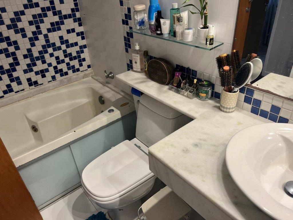 ALTO DE PINHEIROS APARTAMENTO À VENDA PRÓXIMO DO PARQUE VILA LOBOS COM 2 DORMITÓRIOS E VAGA FIXA