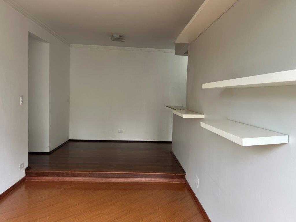 ALTO DE PINHEIROS APARTAMENTO PARA LOCAÇÃO COM 2 DORMITÓRIOS, VAGA FIXA E APARELHO DE AR-CONDICIONADO