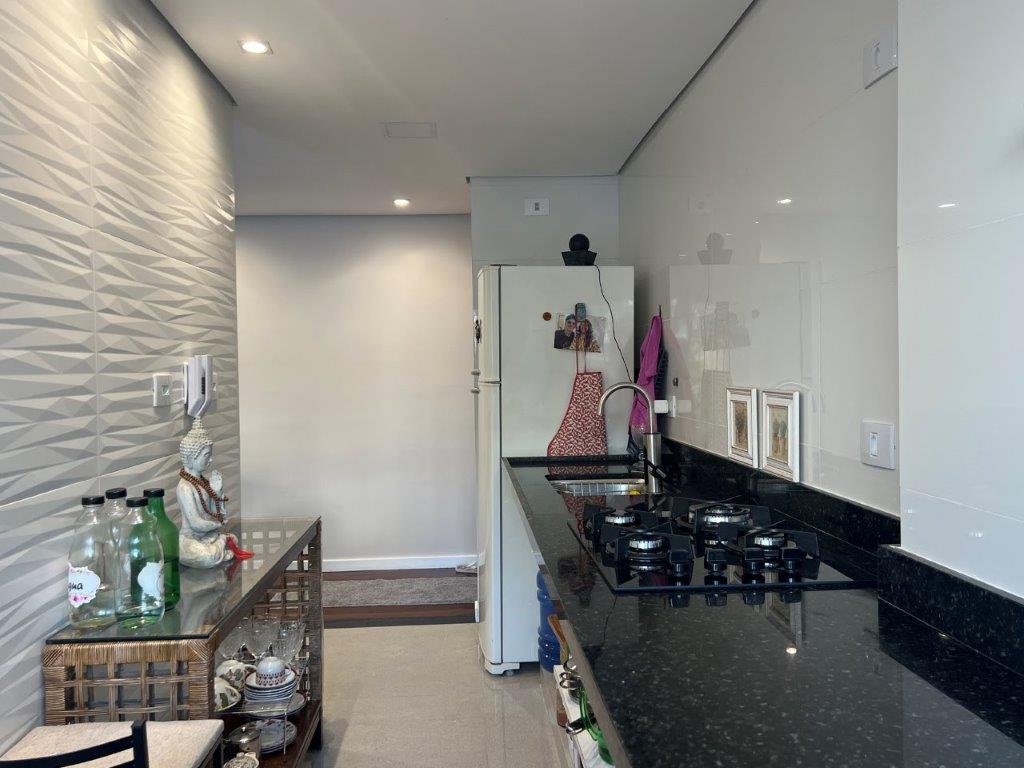 ALTO DE PINHEIROS APARTAMENTO À VENDA PRÓXIMO DO PARQUE VILA LOBOS COM 2 DORMITÓRIOS E VAGA FIXA
