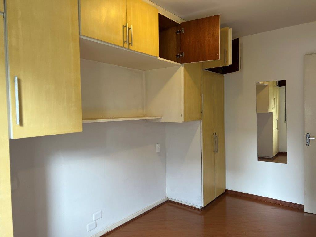 ALTO DE PINHEIROS APARTAMENTO PARA LOCAÇÃO COM 2 DORMITÓRIOS, VAGA FIXA E APARELHO DE AR-CONDICIONADO