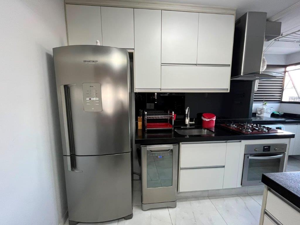 VILA HAMBURGUESA APARTAMENTO À VENDA COM 3 DORMITÓRIOS COM UMA VAGA.