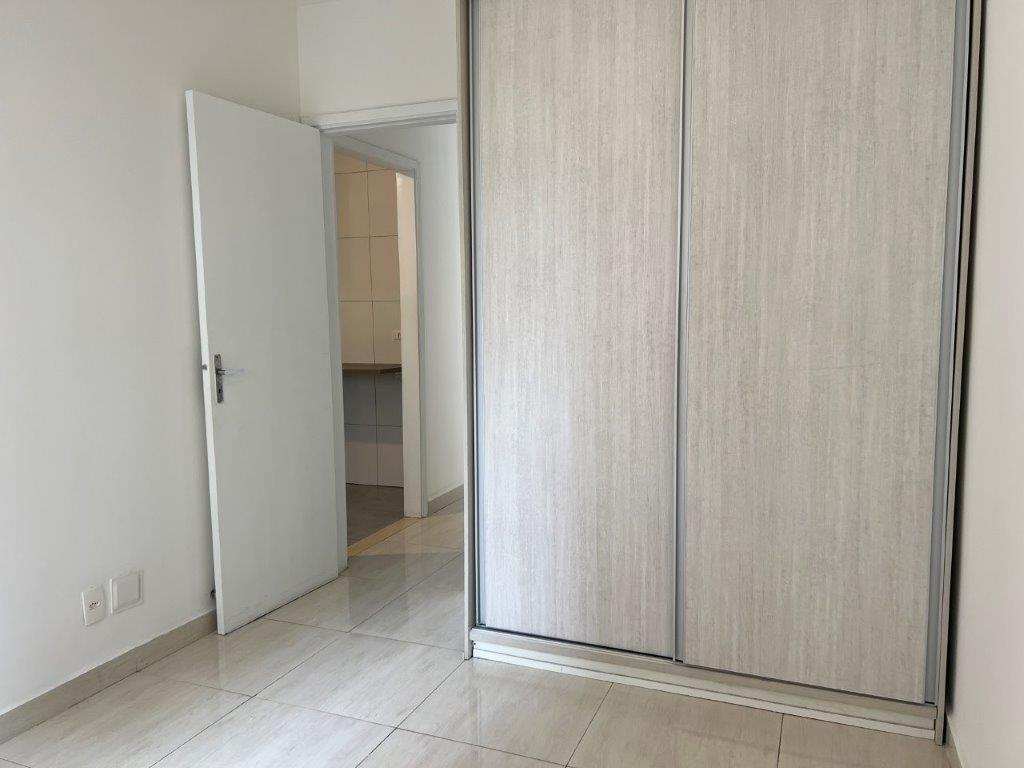 PERDIZES APARTAMENTO À VENDA COM UM DORMITÓRIO E COM VAGA DE GARAGEM