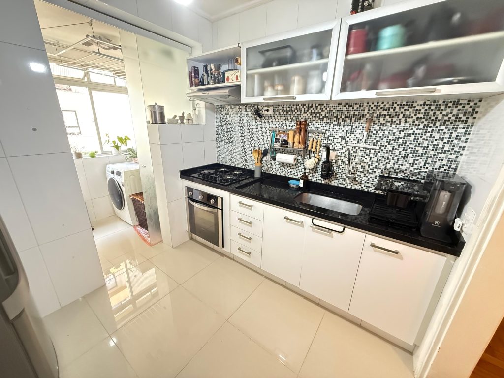 Apartamento reformado e pronto para morar em Perdizes!