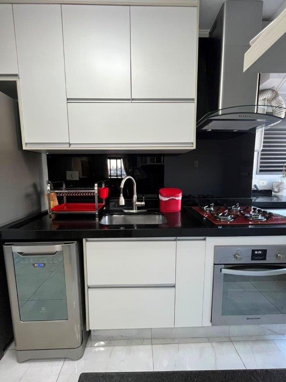 VILA HAMBURGUESA APARTAMENTO À VENDA COM 3 DORMITÓRIOS COM UMA VAGA.
