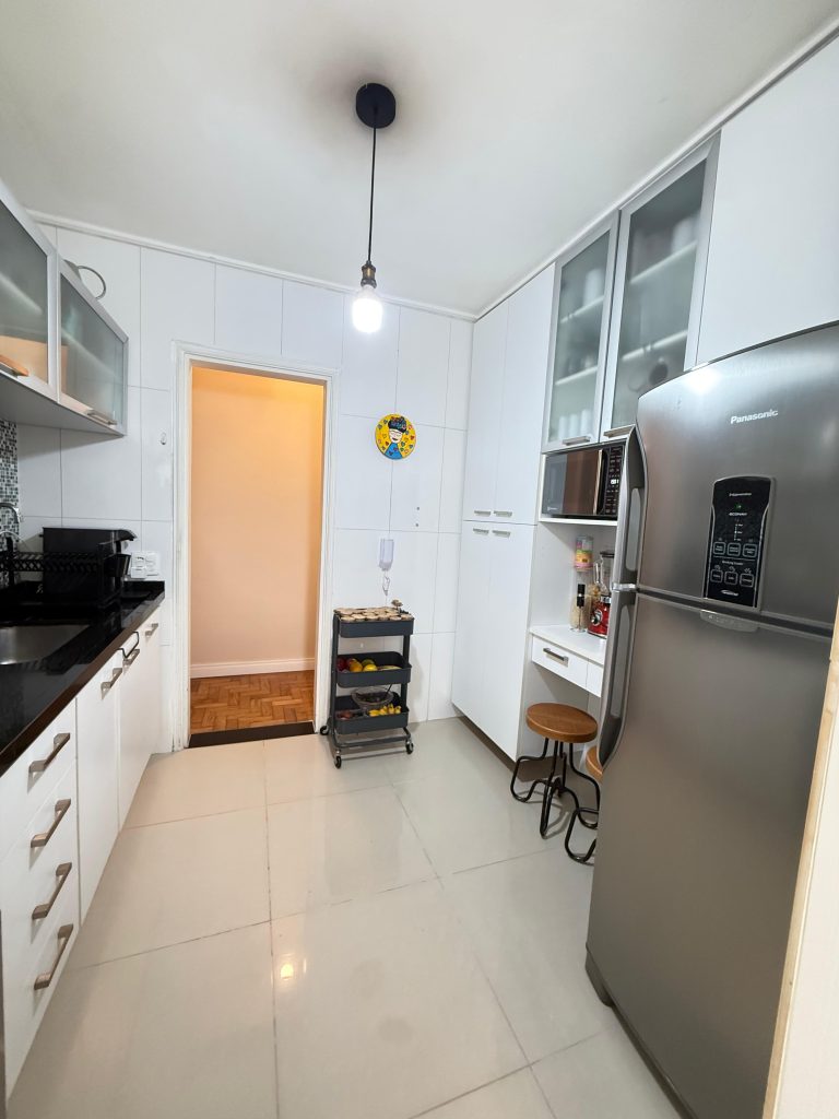 Apartamento reformado e pronto para morar em Perdizes!