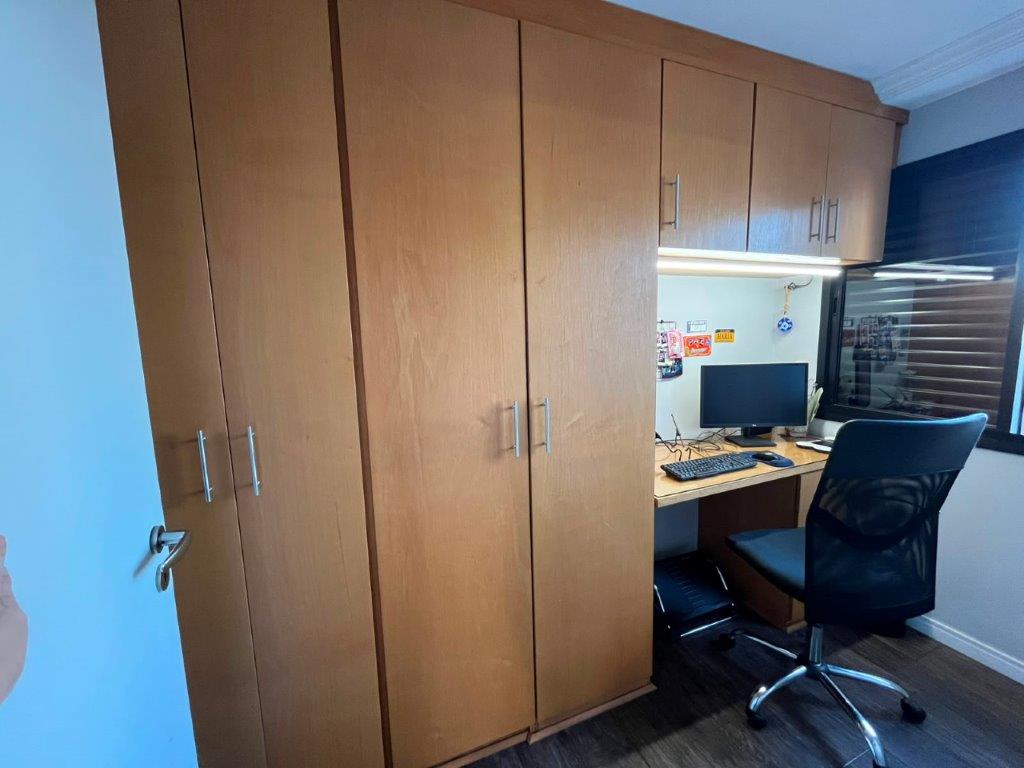 VILA HAMBURGUESA APARTAMENTO À VENDA COM 3 DORMITÓRIOS COM UMA VAGA.