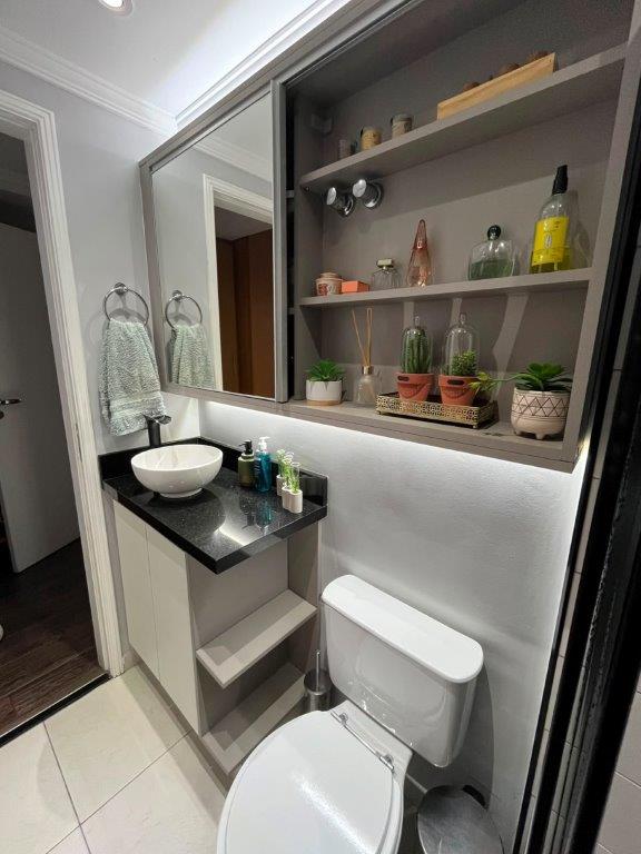 VILA HAMBURGUESA APARTAMENTO À VENDA COM 3 DORMITÓRIOS COM UMA VAGA.