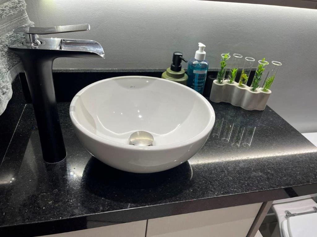 VILA HAMBURGUESA APARTAMENTO À VENDA COM 3 DORMITÓRIOS COM UMA VAGA.