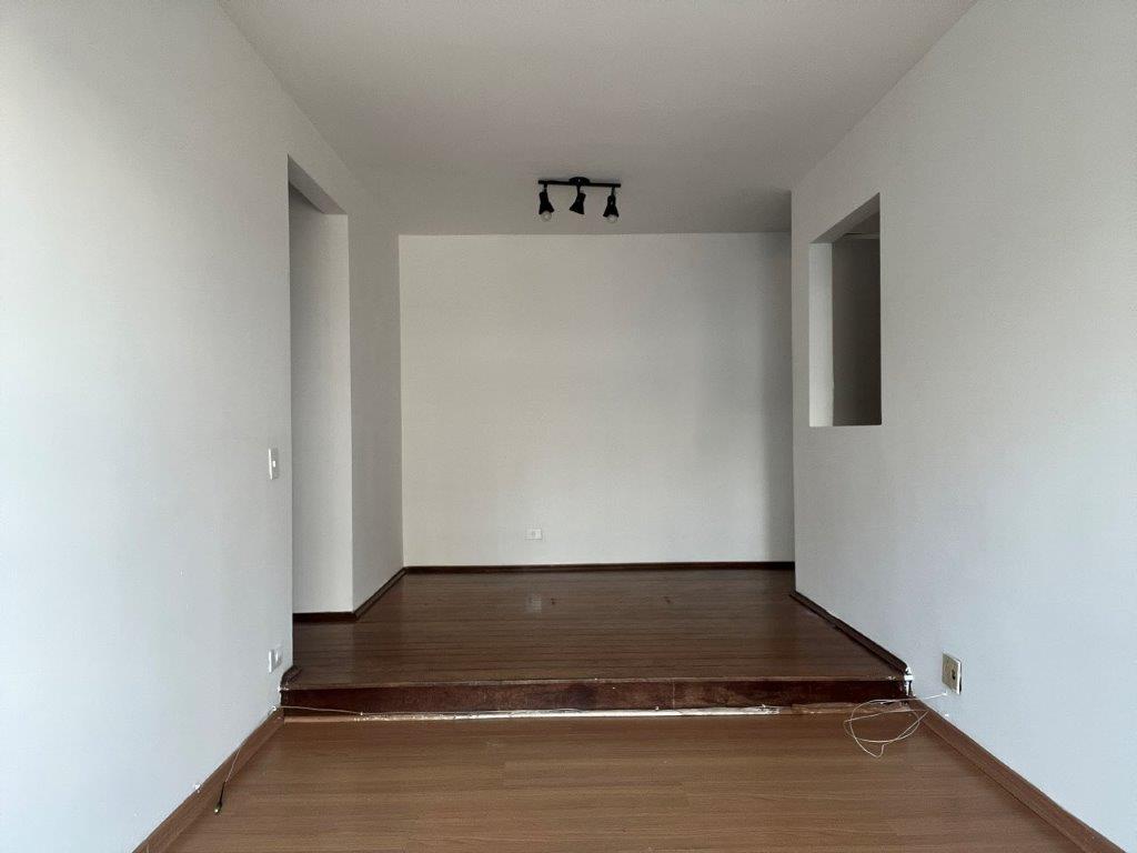 ALTO DE PINHEIROS APARTAMENTO PARA LOCAÇÃO COM 2 DORMITÓRIOS E COM VAGA FIXA
